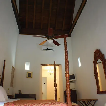 Hotel Alfiz 4*