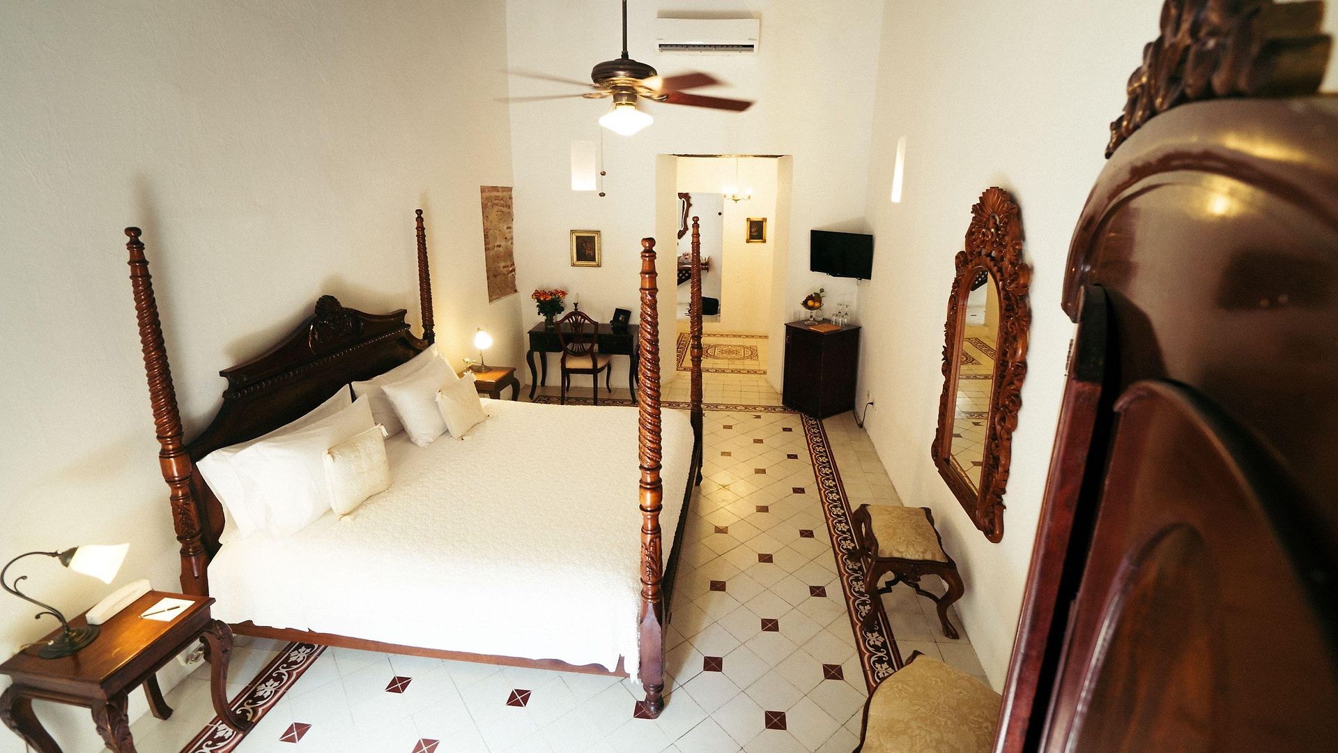 Hotel Alfiz 4*